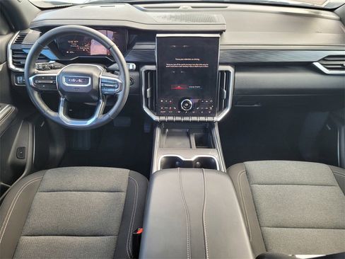 Used 2025 GMC Acadia Elevation image 14