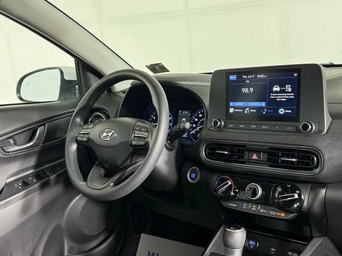 Used 2023 Hyundai Kona SEL AWD/4WD image 25