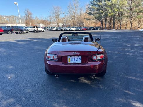Used 2007 MAZDA MX-5 Miata Grand Touring w/ Premium Pkg image 23