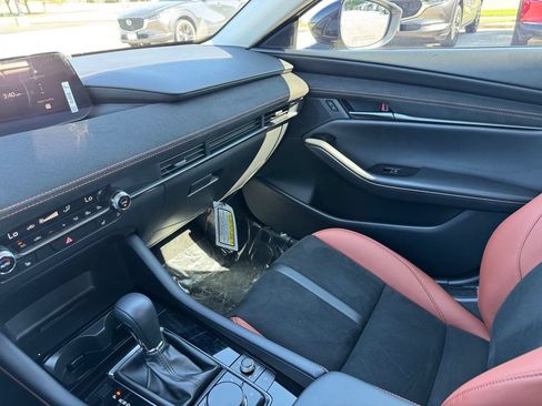 Certified 2025 MAZDA MAZDA3 s AWD/4WD image 19