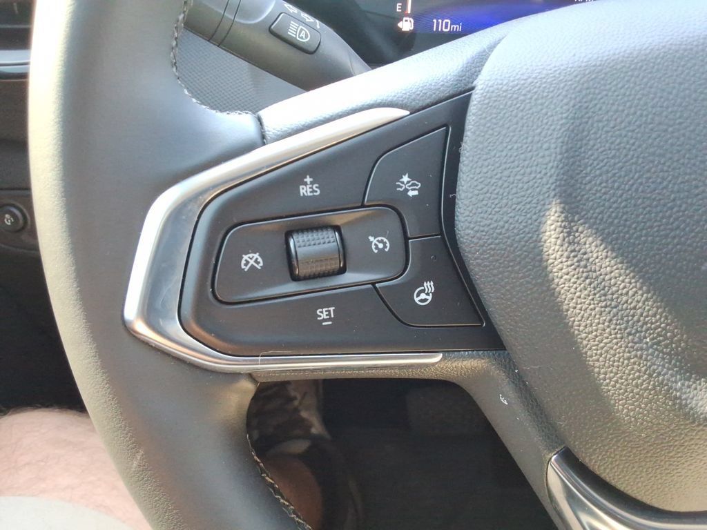 Certified 2024 Chevrolet TrailBlazer LT w/ Convenience Package FWD image 27