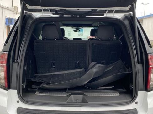 Used 2022 Chevrolet Tahoe Premier w/ Premium Package image 4