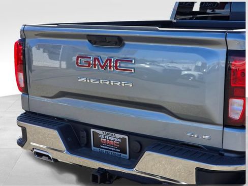 New 2026 GMC Sierra 1500 SLE AWD/4WD image 13
