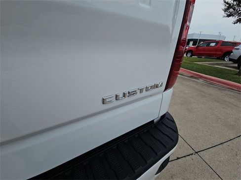 Used 2024 Chevrolet Silverado 1500 Custom image 30
