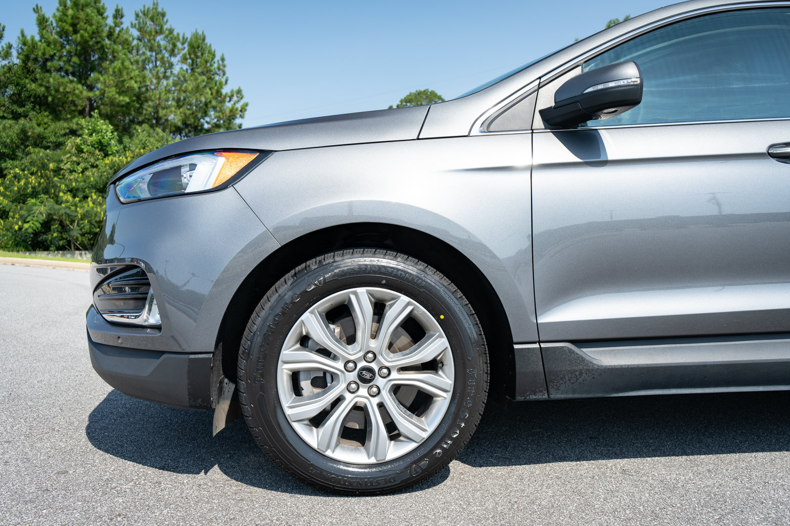 Used 2024 Ford Edge Titanium AWD/4WD image 4