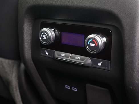 Used 2025 GMC Acadia Elevation w/ Elevation Premium Package image 14