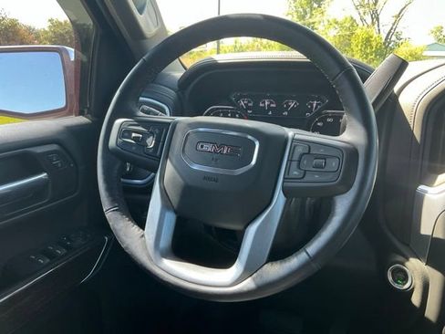 Used 2022 GMC Sierra 1500 SLE w/ Driver Alert Package II AWD/4WD image 23