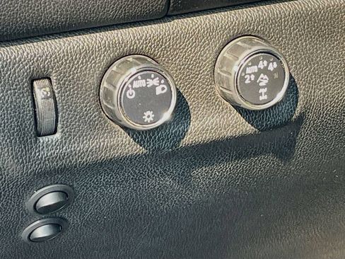 Used 2019 Chevrolet Colorado ZR2 AWD/4WD image 10