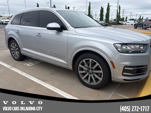 Used 2018 Audi Q7 3.0T Prestige AWD/4WD image 4
