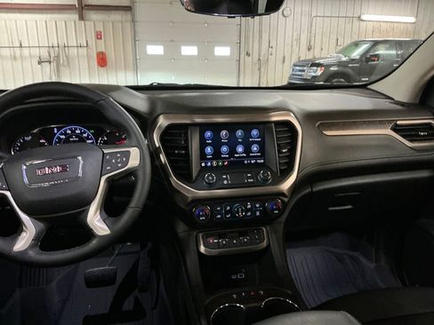 Certified 2023 GMC Acadia Denali w/ Denali Technology Package image 17