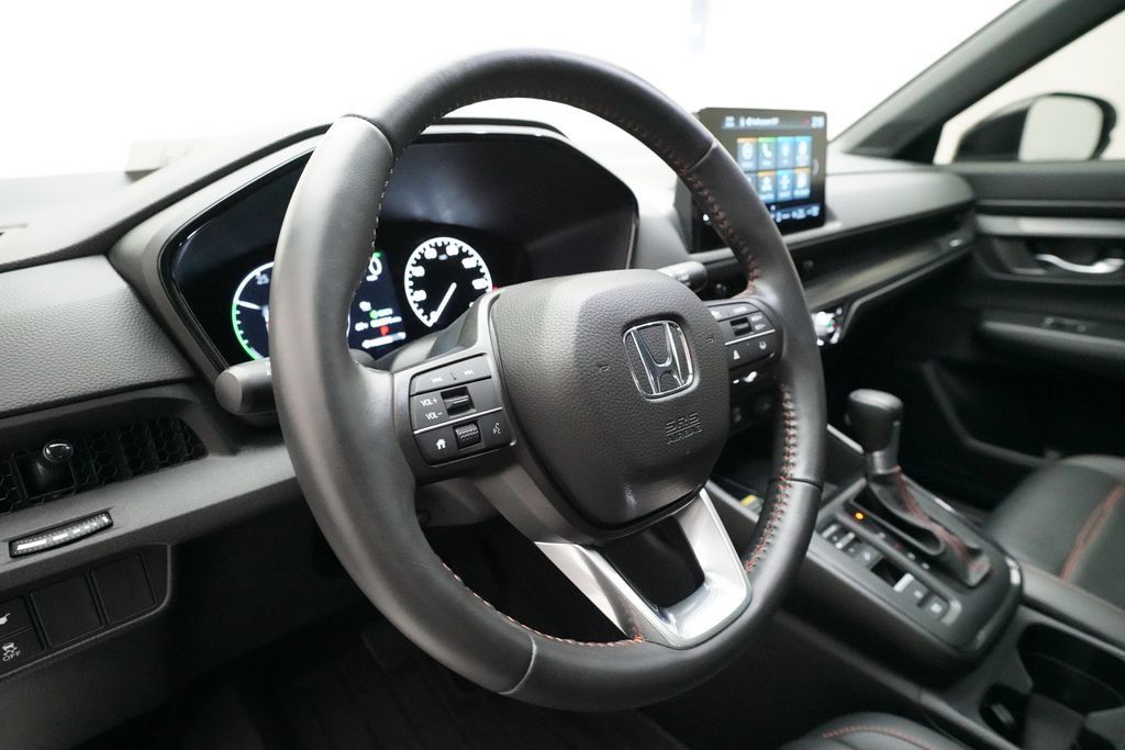 Certified 2025 Honda CR-V Sport-L image 8