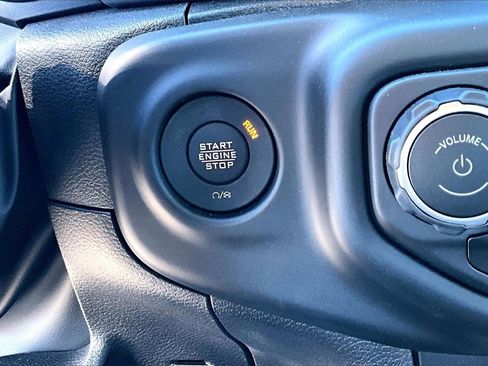 Certified 2023 Jeep Gladiator Mojave w/ Trailer Tow Package image 27