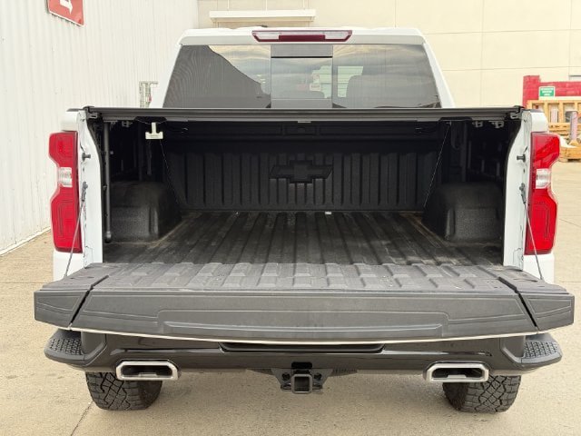 Used 2024 Chevrolet Silverado 1500 LT Trail Boss w/ Convenience Package II AWD/4WD image 33