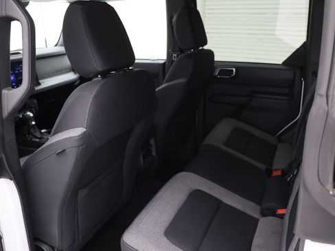 Used 2025 Ford Bronco Big Bend image 10