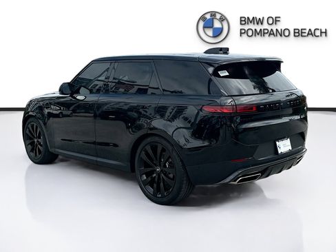 Used 2023 Land Rover Range Rover Sport SE image 5