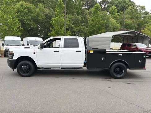 New 2026 RAM 3500 Tradesman w/ Cold Weather Group AWD/4WD image 10