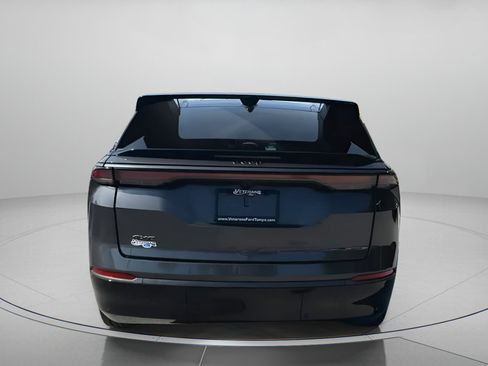 Used 2025 Jeep Wagoneer S Launch Edition image 24