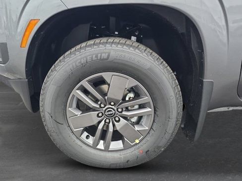 New 2026 Nissan Frontier SV w/ SV Convenience Package AWD/4WD image 9