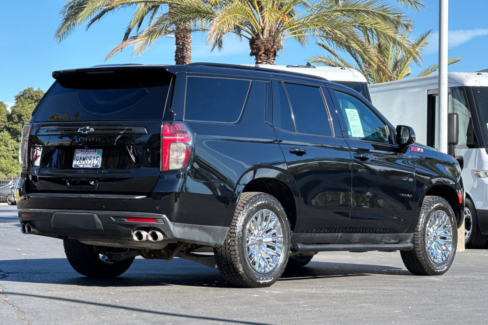Used 2022 Chevrolet Tahoe Z71 w/ Off-Road Capability Package AWD/4WD image 3