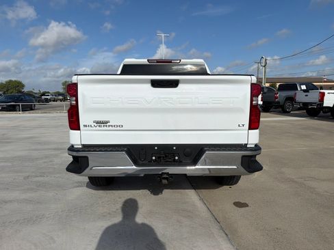 Used 2024 Chevrolet Silverado 1500 LT RWD image 6