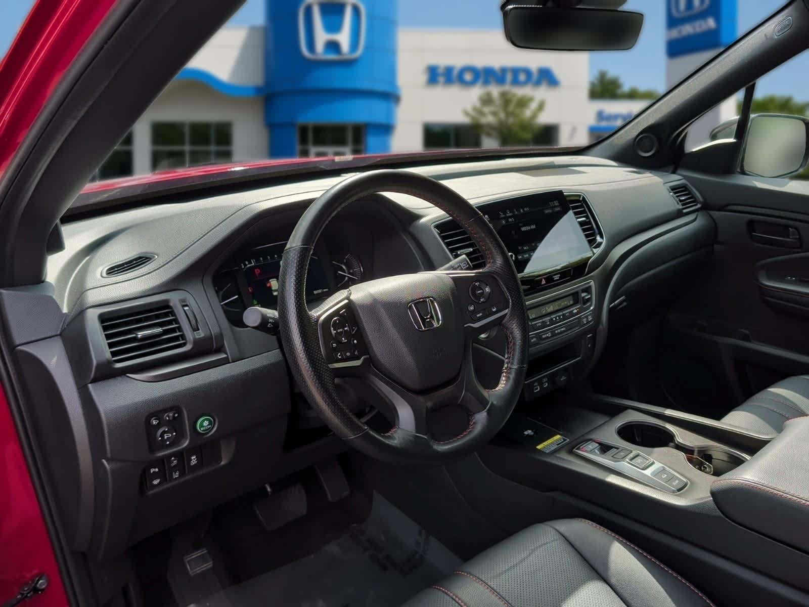 Used 2024 Honda Passport TrailSport image 12