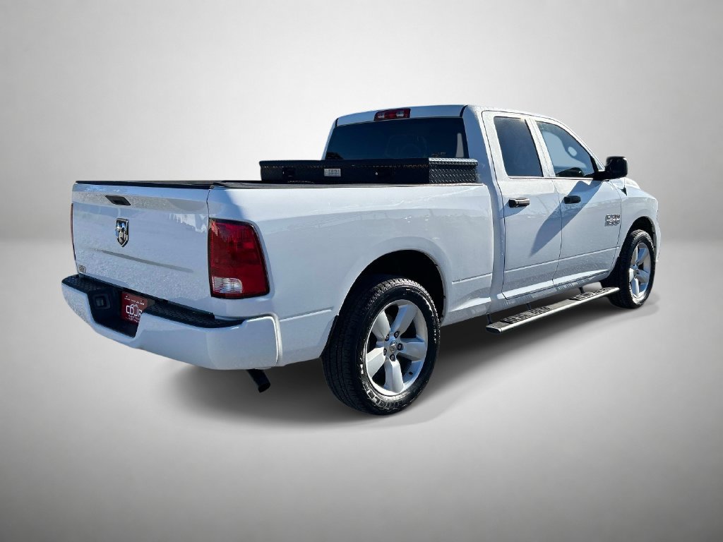 Used 2015 RAM 1500 Express RWD image 3