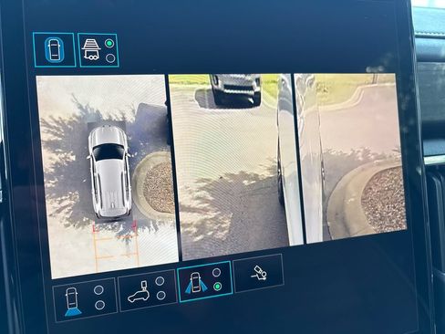 New 2026 GMC Acadia Denali Ultimate w/ LPO, Floor Liner Package AWD/4WD image 28