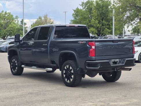 Used 2020 Chevrolet Silverado 2500 Custom w/ Custom Value Package AWD/4WD image 4