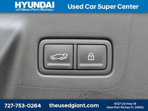 Used 2026 Hyundai Santa Fe SEL FWD image 13