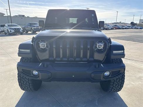 Used 2021 Jeep Wrangler Unlimited Sahara image 7