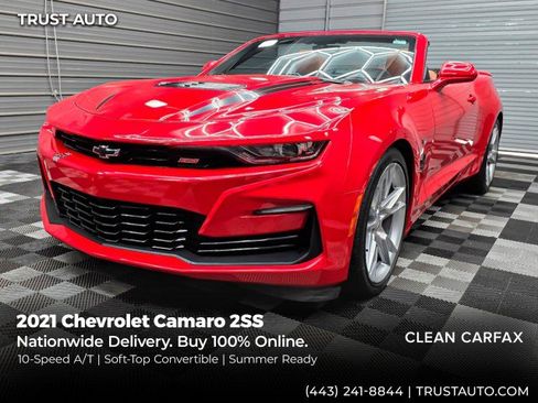 Used 2021 Chevrolet Camaro SS RWD image 1