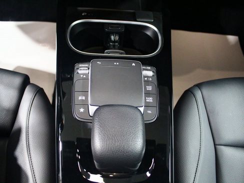 Used 2022 Mercedes-Benz A 220 4MATIC image 21