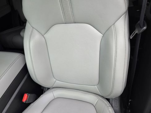 Certified 2025 Honda Pilot EX-L image 18