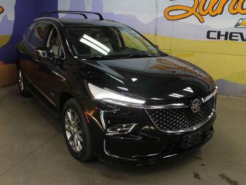 Used 2022 Buick Enclave Avenir w/ Avenir Technology Package AWD/4WD image 2