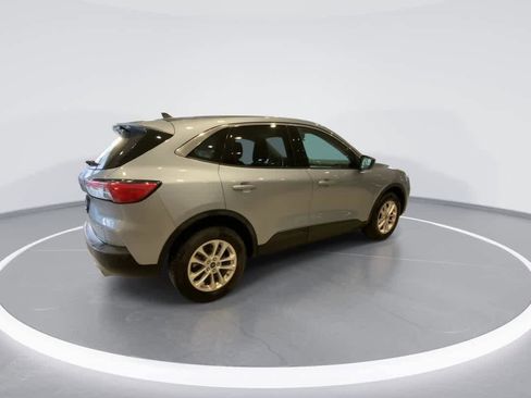 Used 2022 Ford Escape SE AWD/4WD image 8