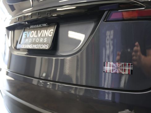 Used 2022 Tesla Model X Plaid AWD/4WD image 12