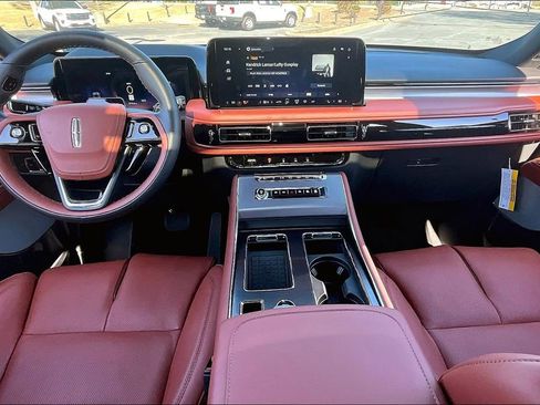 New 2025 Lincoln Aviator Reserve w/ Equipment Group 201A image 5