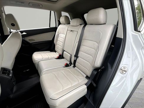 Used 2019 Volkswagen Tiguan SEL Premium AWD/4WD image 22