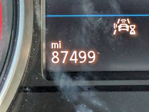 Used 2021 Volkswagen Atlas Cross Sport SE image 29