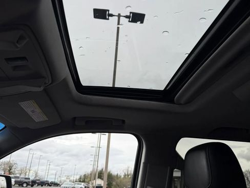 Used 2016 Cadillac Escalade Premium image 26