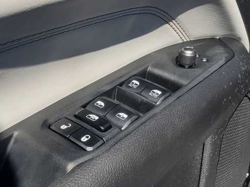 Used 2023 Jeep Compass Limited AWD/4WD image 8