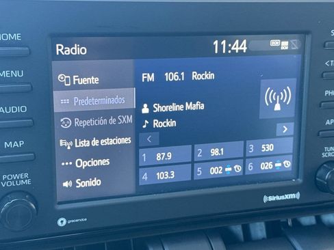 Used 2022 Toyota RAV4 XLE image 19