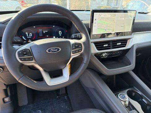 New 2026 Ford Explorer Active w/ Active Comfort Package image 13