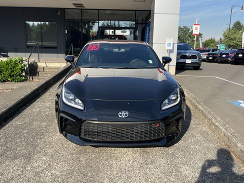 Certified 2023 Toyota GR86 Premium RWD image 2