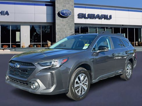 Certified 2024 Subaru Outback Premium AWD/4WD image 1