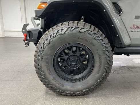 Used 2021 Jeep Gladiator Rubicon AWD/4WD image 32
