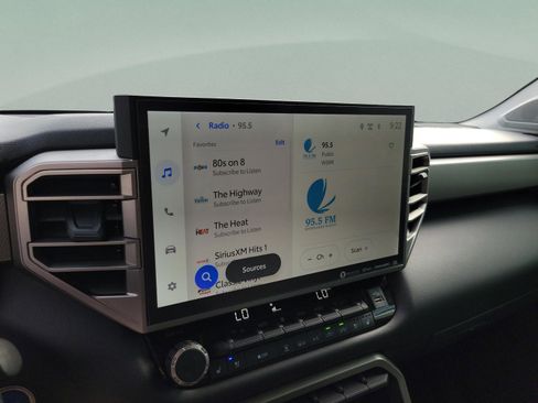 Used 2024 Toyota Tundra Limited image 15