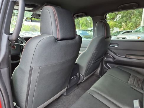 Certified 2025 Nissan Frontier Pro-X w/ Pro Convenience Package image 15