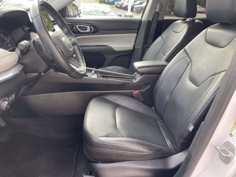 Used 2022 Jeep Compass Limited AWD/4WD image 14