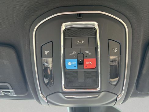 Certified 2024 Jeep Grand Cherokee L Limited w/ Black Appearance Package image 34